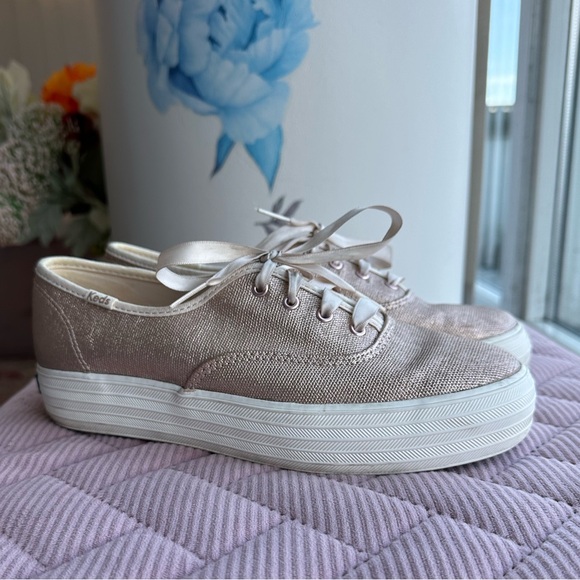 KEDS PLATFORM SNEAKERS - Picture 1 of 7